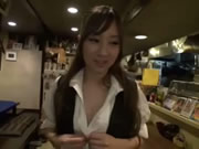 Japońska restauracja samotna kelnerka